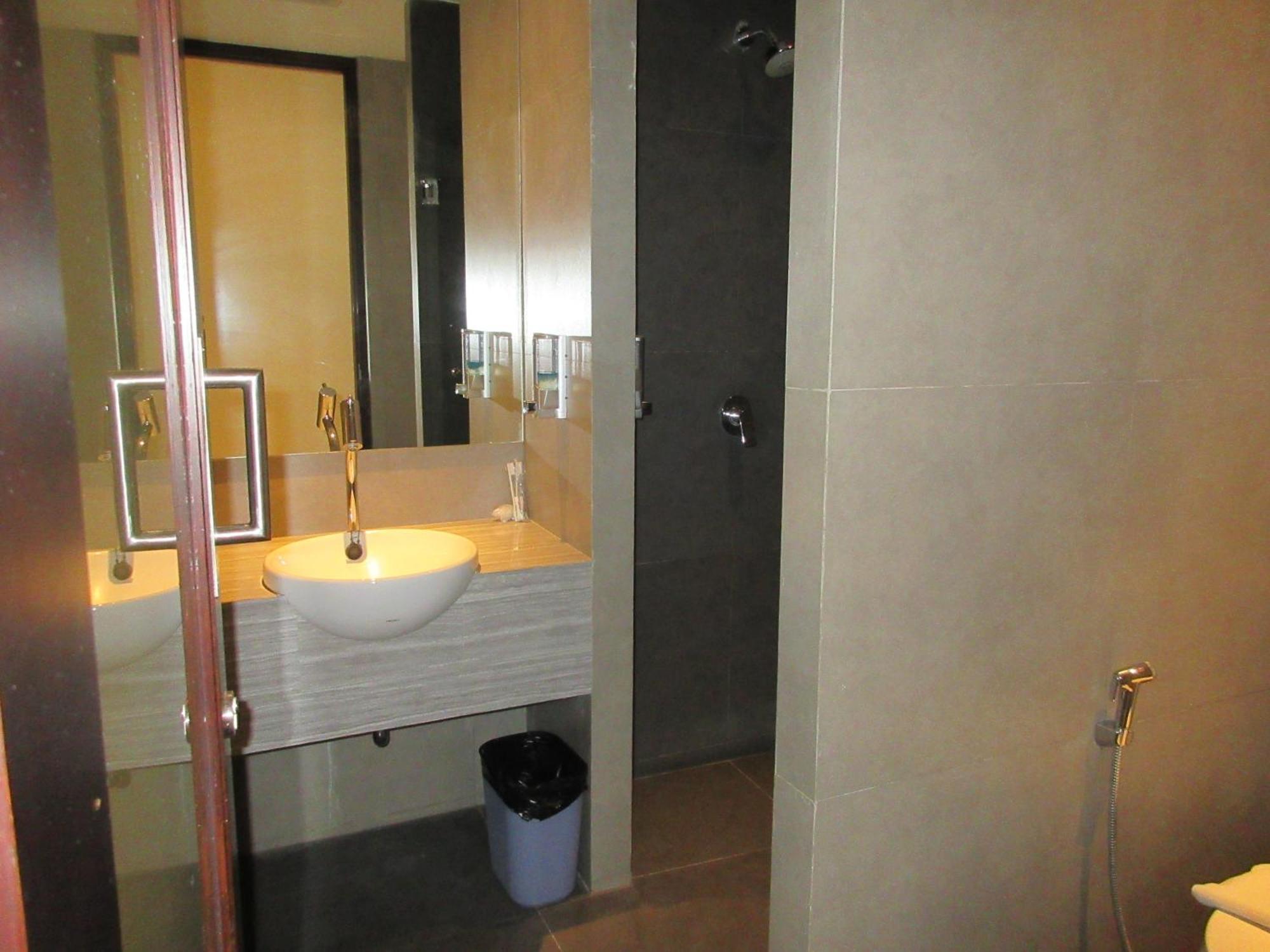 Sweet Garden Guest House Malang Room photo