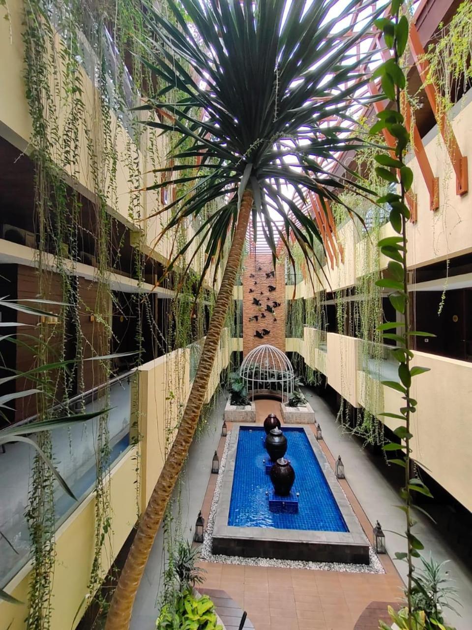 Sweet Garden Guest House Malang Exterior photo