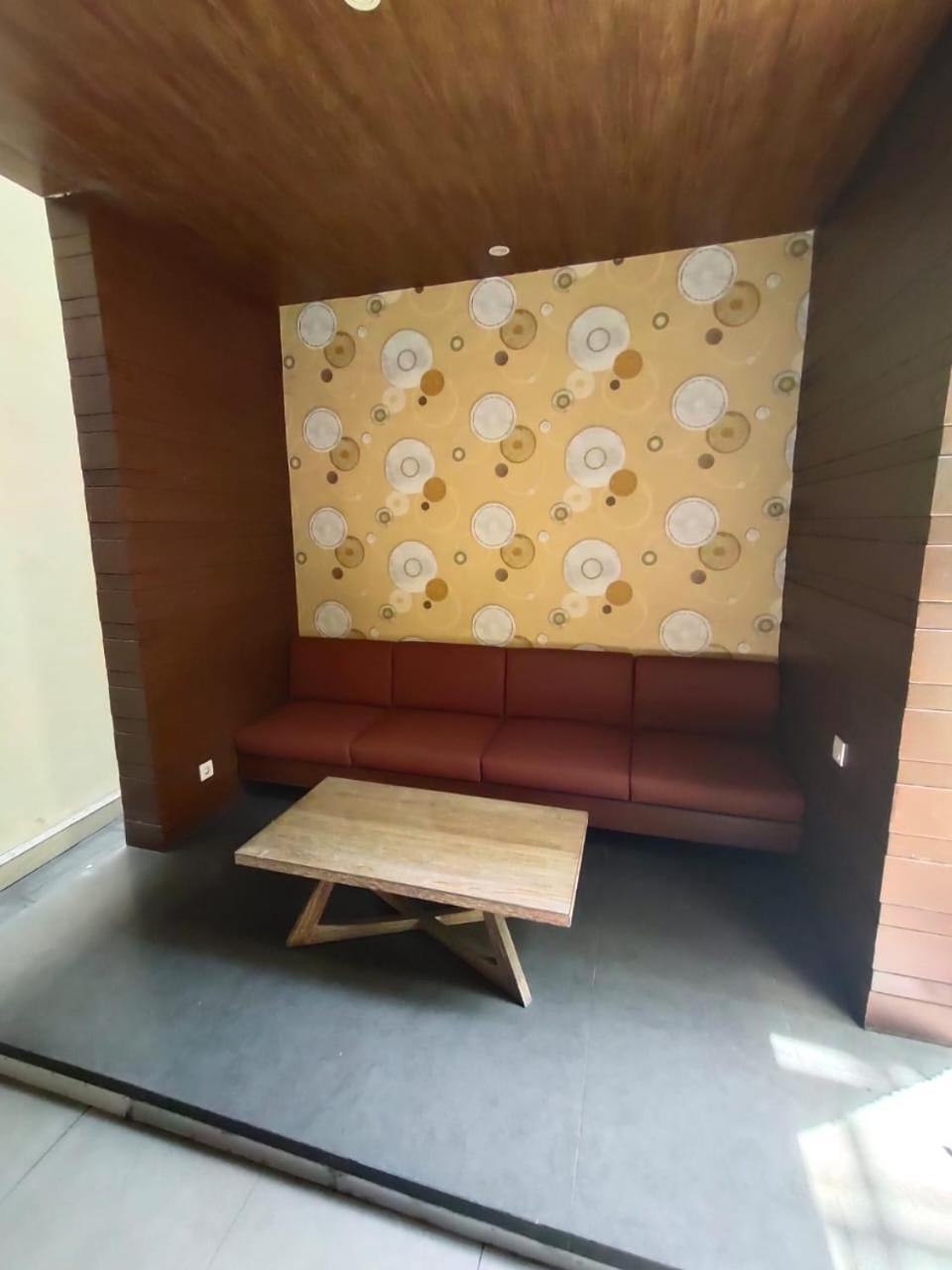 Sweet Garden Guest House Malang Exterior photo