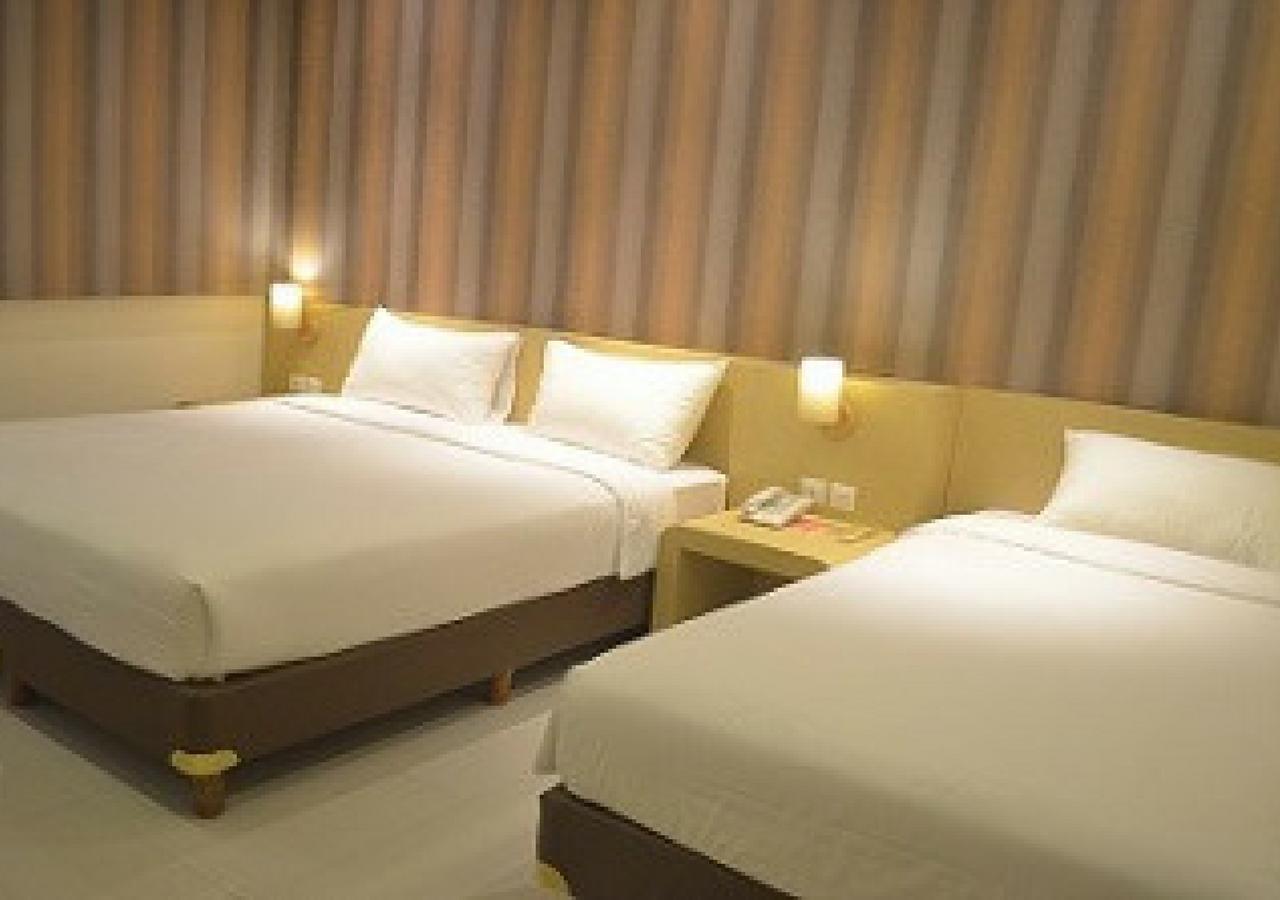 Sweet Garden Guest House Malang Exterior photo